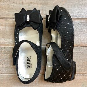 Perfect condition Baby Mary Jane with bows